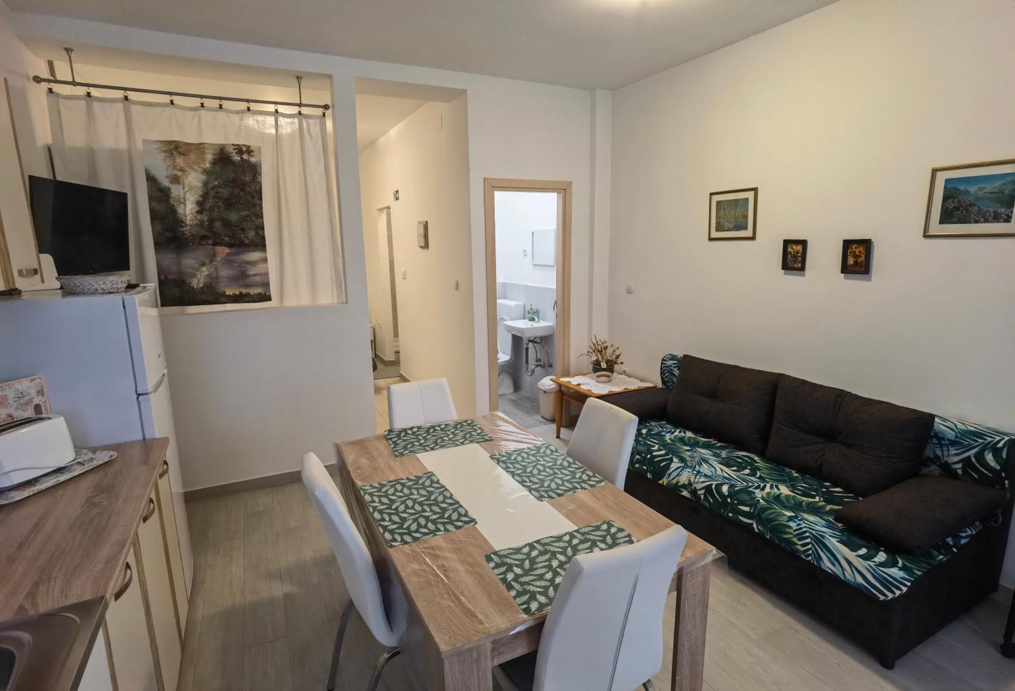 Apartment Zlatko , Ten Steps To The Sea Opatija Exterior photo